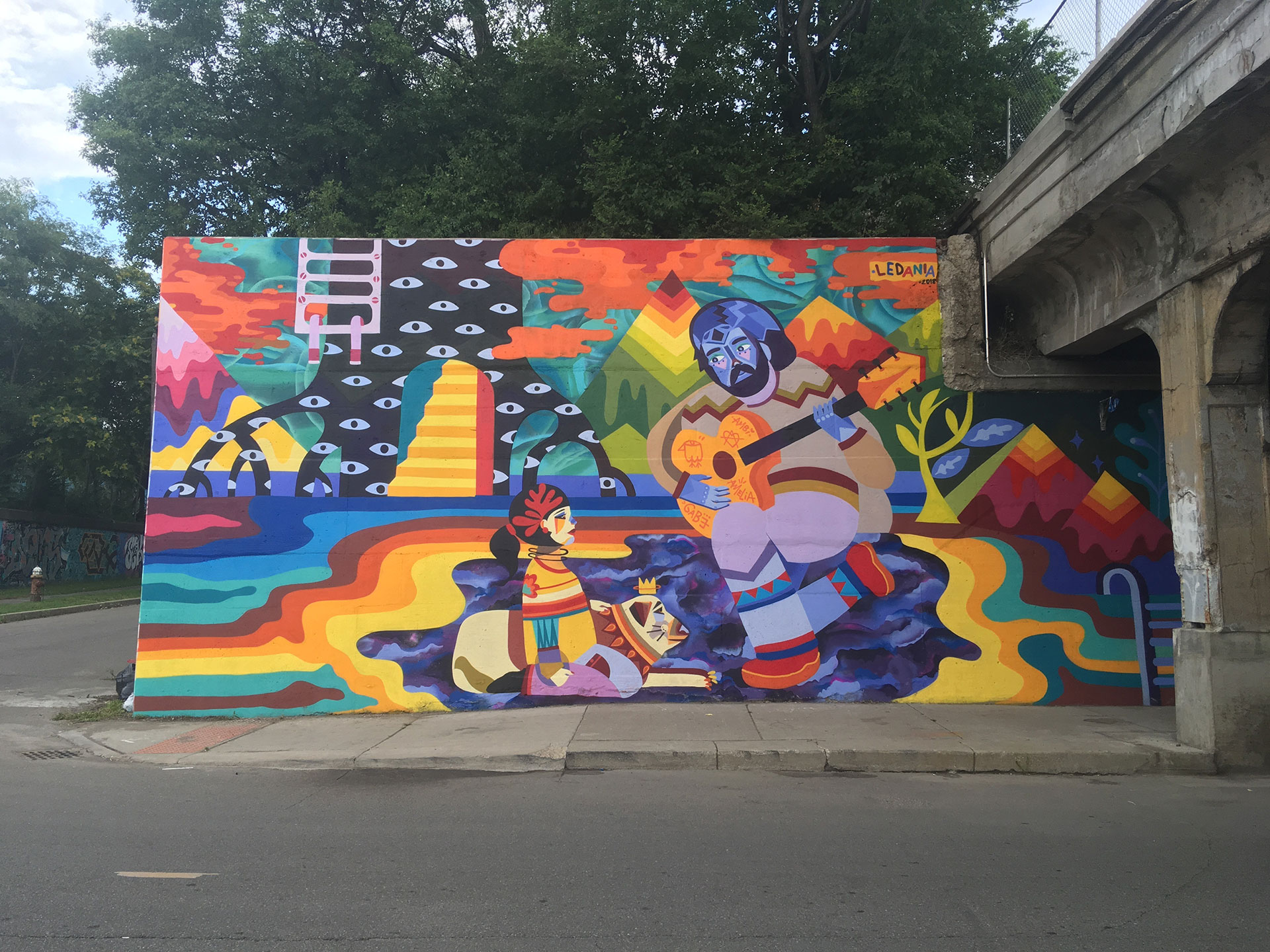 LeDania Gurisito - Trainstation Viaduct with Garage Cultural