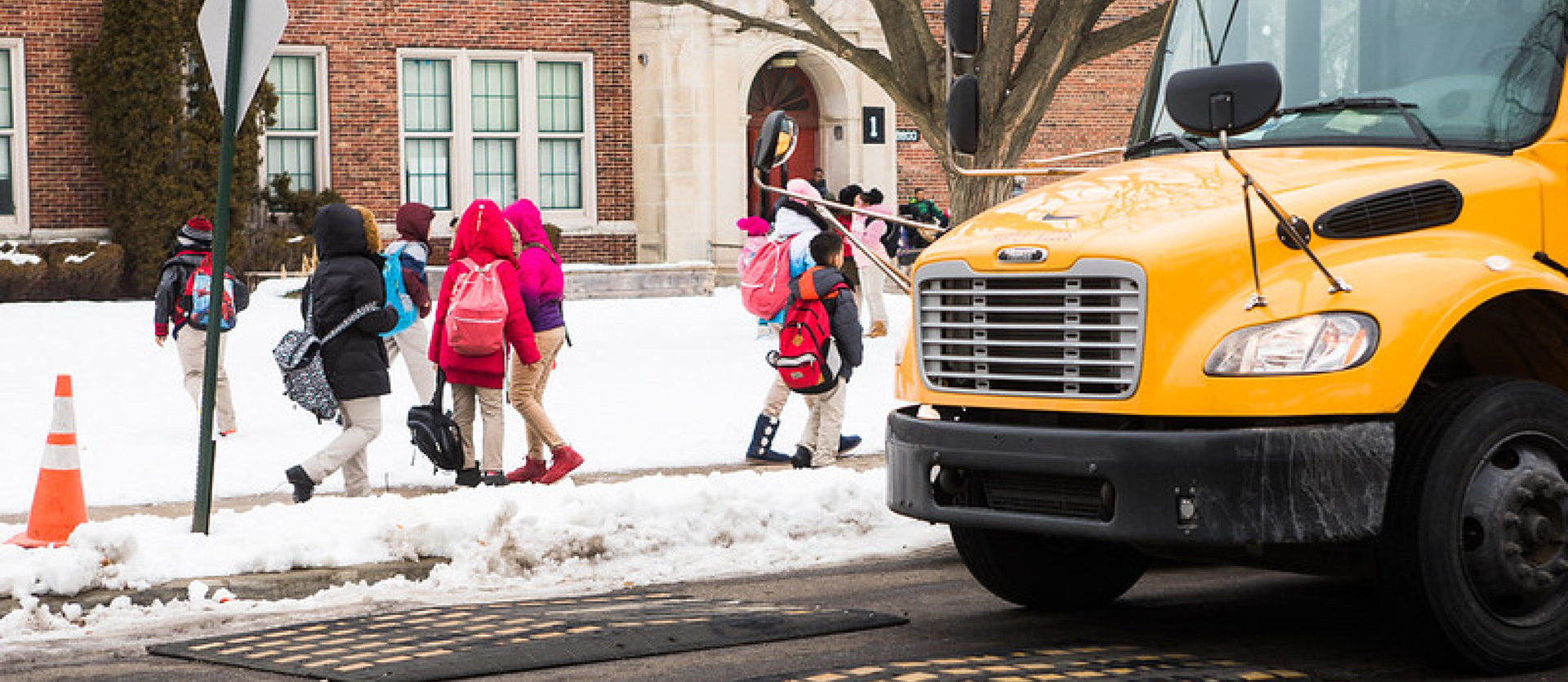 schoolkids and school bus